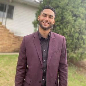 Meet your Posher, Nickolas